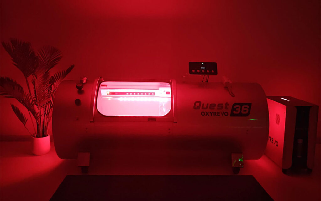 OXYREVO-Quest36-Hard-Chamber-with-Red-Light-Therapy
